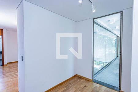 Casa para alugar com 420m², 4 quartos e 4 vagasSuíte