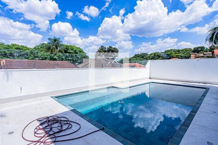 Casa para alugar com 420m², 4 quartos e 4 vagasPiscina