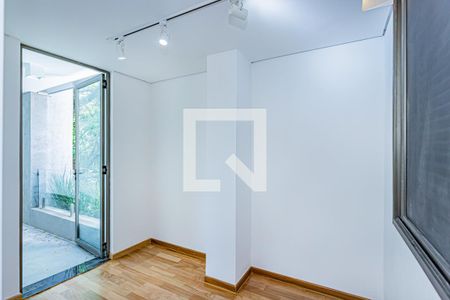 Casa para alugar com 420m², 4 quartos e 4 vagasSuíte