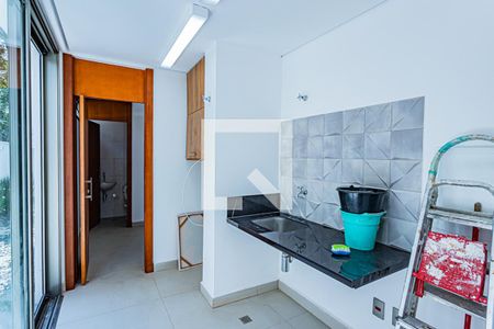 Casa para alugar com 420m², 4 quartos e 4 vagasÁrea de Serviço