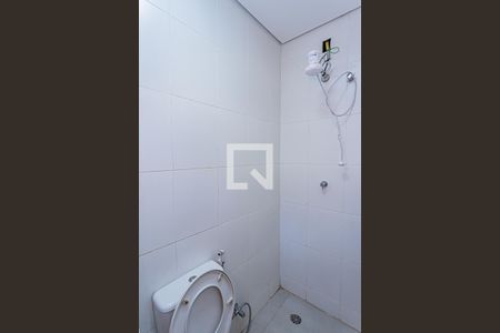 Casa para alugar com 420m², 4 quartos e 4 vagasBanheiro de serviço