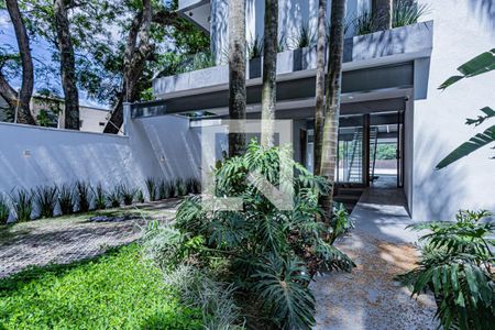 Casa para alugar com 420m², 4 quartos e 4 vagasJardim frente