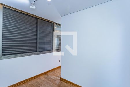 Casa para alugar com 420m², 4 quartos e 4 vagasSuíte