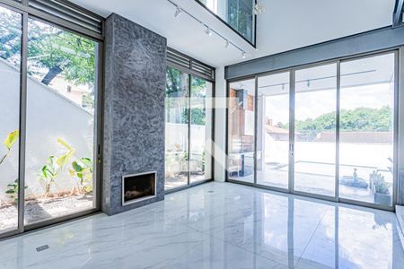 Sala de casa para alugar com 4 quartos, 420m² em City América, São Paulo