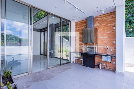 Casa para alugar com 420m², 4 quartos e 4 vagasChurrasqueira