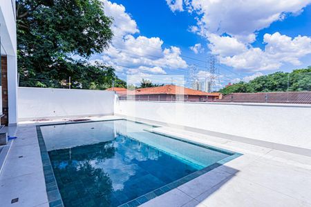 Casa para alugar com 420m², 4 quartos e 4 vagasPiscina