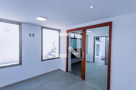 Casa para alugar com 420m², 4 quartos e 4 vagasAcademia