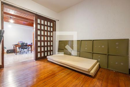 Casa à venda com 400m², 3 quartos e 2 vagas Casa à venda com 400m², 3 quartos e 2 vagasQuarto 1