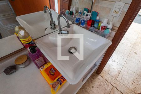 Casa à venda com 400m², 3 quartos e 2 vagas Casa à venda com 400m², 3 quartos e 2 vagasBanheiro 2