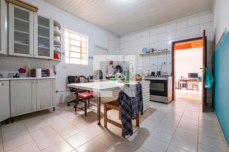 Casa à venda com 400m², 3 quartos e 2 vagas Casa à venda com 400m², 3 quartos e 2 vagasCozinha