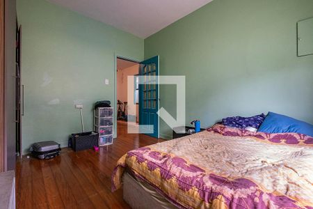 Casa à venda com 400m², 3 quartos e 2 vagas Casa à venda com 400m², 3 quartos e 2 vagasQuarto 2