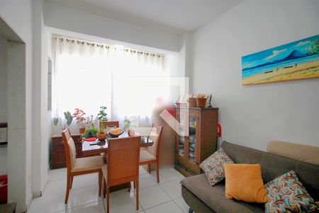 Sala de kitnet/studio para alugar com 1 quarto, 60m² em Centro, Belo Horizonte