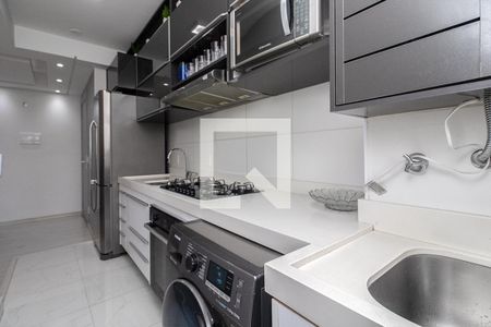 Apartamento à venda com 64m², 2 quartos e 1 vagacozinha e área de serviço compartilhadas_3