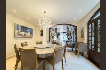 Casa à venda com 388m², 5 quartos e 4 vagasFoto 15