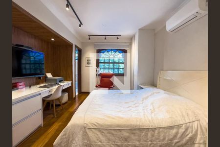 Casa à venda com 388m², 5 quartos e 4 vagasFoto 39