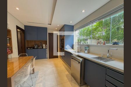 Casa à venda com 388m², 5 quartos e 4 vagasFoto 25