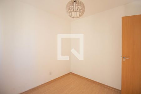 Quarto 2 de apartamento para alugar com 2 quartos, 41m² em Vila Lage, São Gonçalo