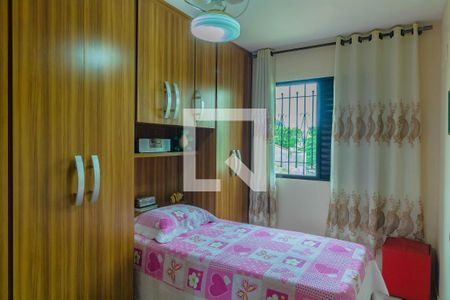 Casa de condomínio à venda com 179m², 3 quartos e 2 vagas Casa de condomínio à venda com 179m², 3 quartos e 2 vagasQuarto 2