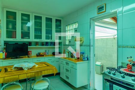 Casa de condomínio à venda com 179m², 3 quartos e 2 vagas Casa de condomínio à venda com 179m², 3 quartos e 2 vagasCozinha