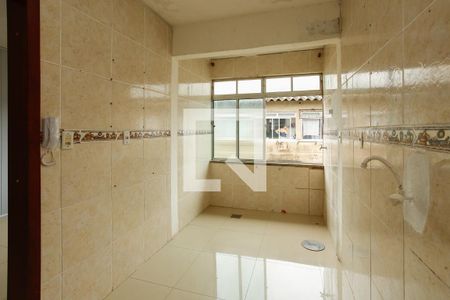 Cozinha de apartamento à venda com 2 quartos, 65m² em Rubem Berta, Porto Alegre