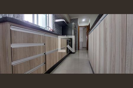 Apartamento à venda com 120m², 2 quartos e 2 vagasCozinha