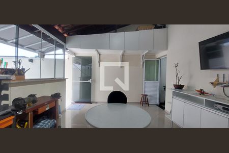 Apartamento à venda com 120m², 2 quartos e 2 vagasCobertura