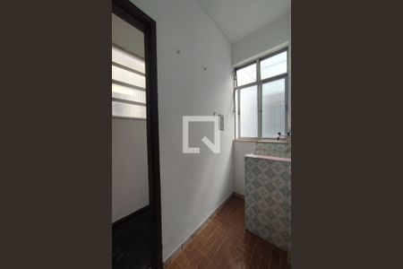 Apartamento para alugar com 60m², 2 quartos e 1 vagaÁrea de Serviço