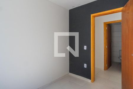 Quarto 2 de apartamento para alugar com 2 quartos, 45m² em Chapéu do Sol, Porto Alegre