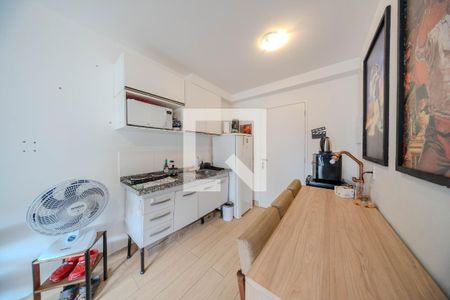 Cozinha de kitnet/studio à venda com 1 quarto, 24m² em Consolação, São Paulo