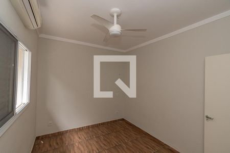 Casa de condomínio para alugar com 250m², 3 quartos e 4 vagasQuarto 2