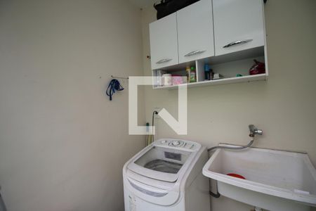 Casa à venda com 225m², 4 quartos e 2 vagasÁrea de Serviço