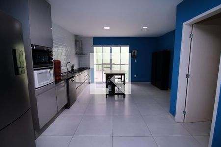 Casa à venda com 225m², 4 quartos e 2 vagasCozinha