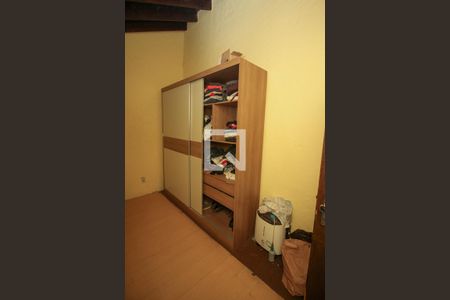 Casa à venda com 318m², 4 quartos e 2 vagas Casa à venda com 318m², 4 quartos e 2 vagasCloset da suíte 1