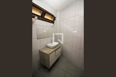 Casa à venda com 318m², 4 quartos e 2 vagas Casa à venda com 318m², 4 quartos e 2 vagasBanheiro da Suíte 1