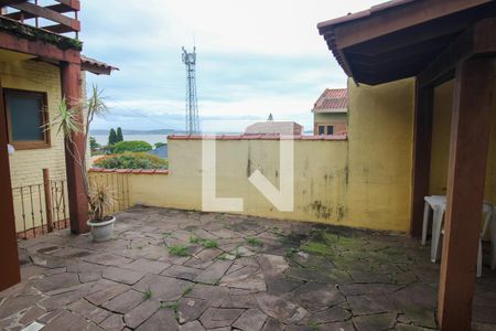 Casa à venda com 318m², 4 quartos e 2 vagas Casa à venda com 318m², 4 quartos e 2 vagasVista da Suíte 1