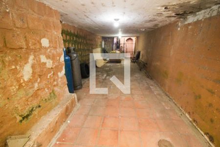 Casa à venda com 318m², 4 quartos e 2 vagas Casa à venda com 318m², 4 quartos e 2 vagasGaragem
