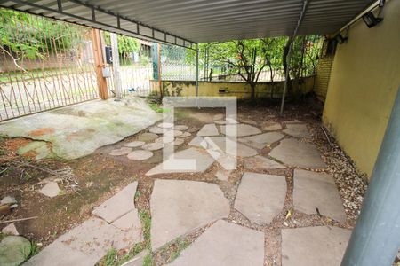 Casa à venda com 318m², 4 quartos e 2 vagas Casa à venda com 318m², 4 quartos e 2 vagasGaragem