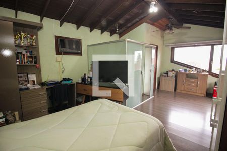 Casa à venda com 318m², 4 quartos e 2 vagas Casa à venda com 318m², 4 quartos e 2 vagasSuíte 2