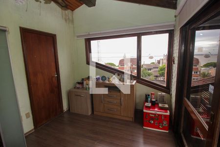 Casa à venda com 318m², 4 quartos e 2 vagas Casa à venda com 318m², 4 quartos e 2 vagasSuíte 2