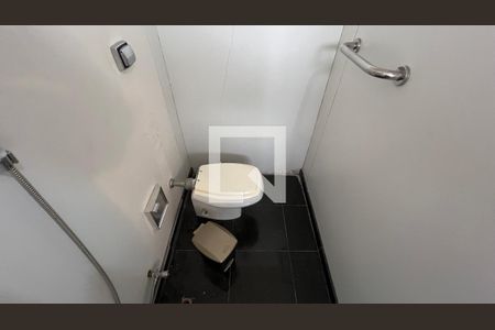 Apartamento à venda com 170m², 2 quartos e 2 vagasBanheiro da Suíte