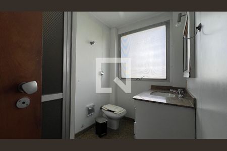 Apartamento à venda com 170m², 2 quartos e 2 vagasBanheiro