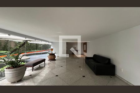 Apartamento à venda com 170m², 2 quartos e 2 vagasHall de entrada