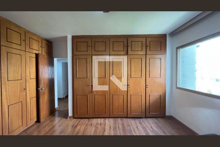 Apartamento à venda com 170m², 2 quartos e 2 vagasSuite 