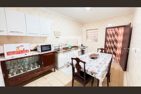 Casa à venda com 165m², 4 quartos e 2 vagasCozinha