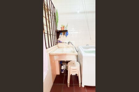 Casa à venda com 165m², 4 quartos e 2 vagasÁrea de Serviço