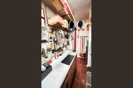 Casa à venda com 165m², 4 quartos e 2 vagasÁrea de Serviço - Oficina