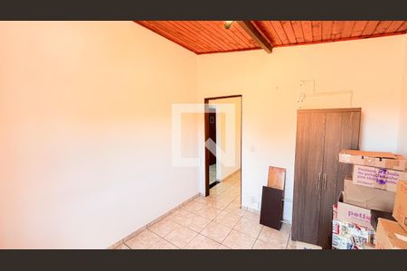 Casa à venda com 165m², 4 quartos e 2 vagasQuarto 4