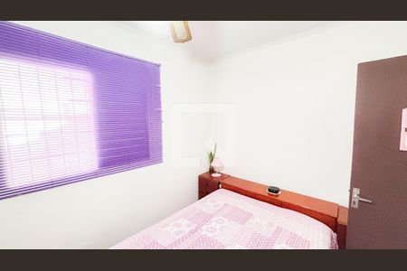 Casa à venda com 165m², 4 quartos e 2 vagasQuarto 2