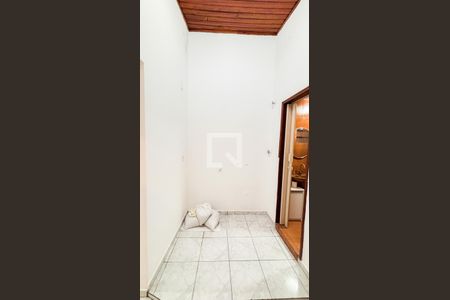 Casa à venda com 165m², 4 quartos e 2 vagasÁrea de Serviço