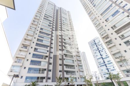 Apartamento para alugar com 136m², 3 quartos e 2 vagasFachada